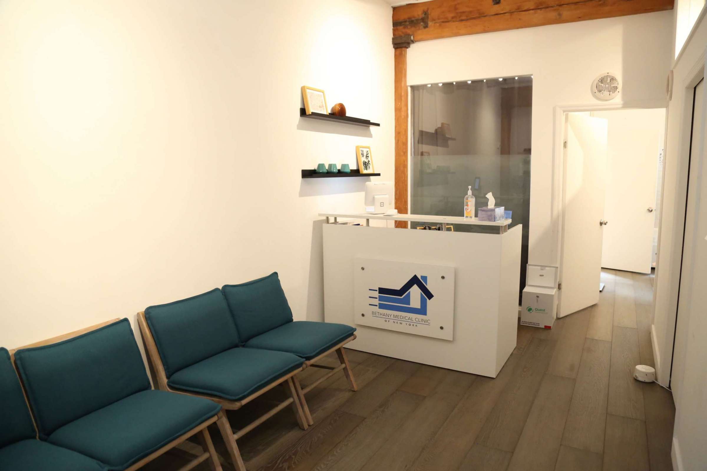 Image of the reception area at Chelsea Clinic specializing in Cosmetic Injectables.
